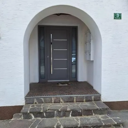 Appartement Sonnige Mit Balkon *