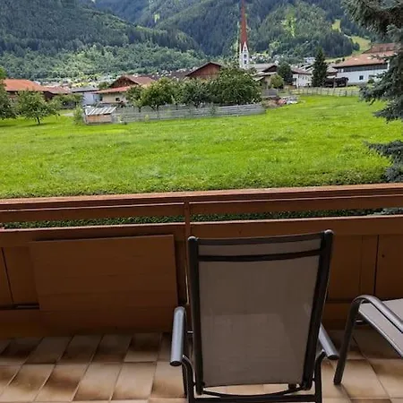 Sonnige Mit Balkon