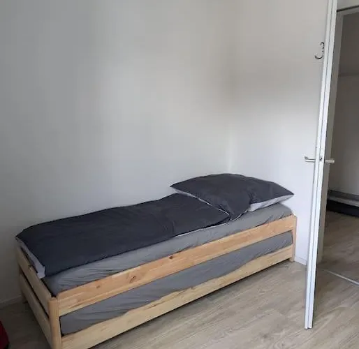 Apartment Sonnige Mit Balkon *